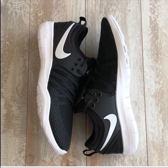 NWT Nike Trainers Black - Picture 6 of 8